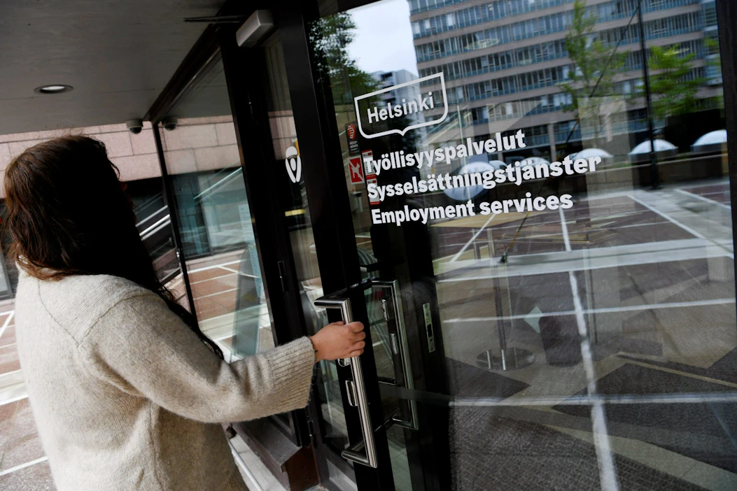 Työllisiä naisia oli marraskuussa 55000 enemmän kuin vuotta aiemmin. Arkistokuva. LEHTIKUVA / Antti Aimo-Koivisto.