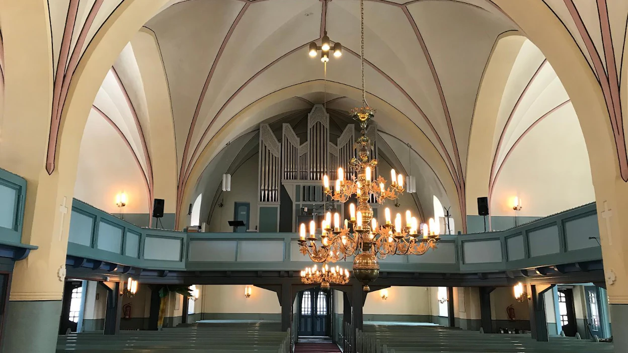 Kirkolliskokous on kirkon ylin päättävä elin, joka kokoontuu kahdesti vuodessa 4–5 päivän ajaksi.