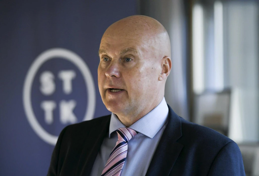 Neuvottelut yli 55-vuotiaiden työllisyyden lisäämisestä ovat työmarkkinajärjestöjen kesken vielä alussa. Palola odottaa neuvotteluiden tiivistyvän ensi kuussa.