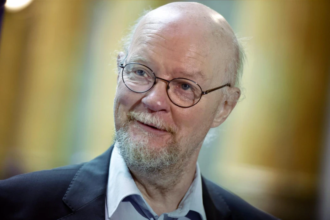 Osmo Soininvaara kuvailee, että vihreät ovat poistuneet talouskeskustelusta kokonaan. Vihreiden linjassa ei hänen mukaansa ole sinällään mitään vikaa. LEHTIKUVA / EMMI KORHONEN