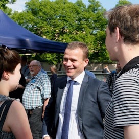 Kokoomuksen puheenjohtaja Petteri Orpo kampanjoi valintansa puolesta Turussa kesällä 2016.