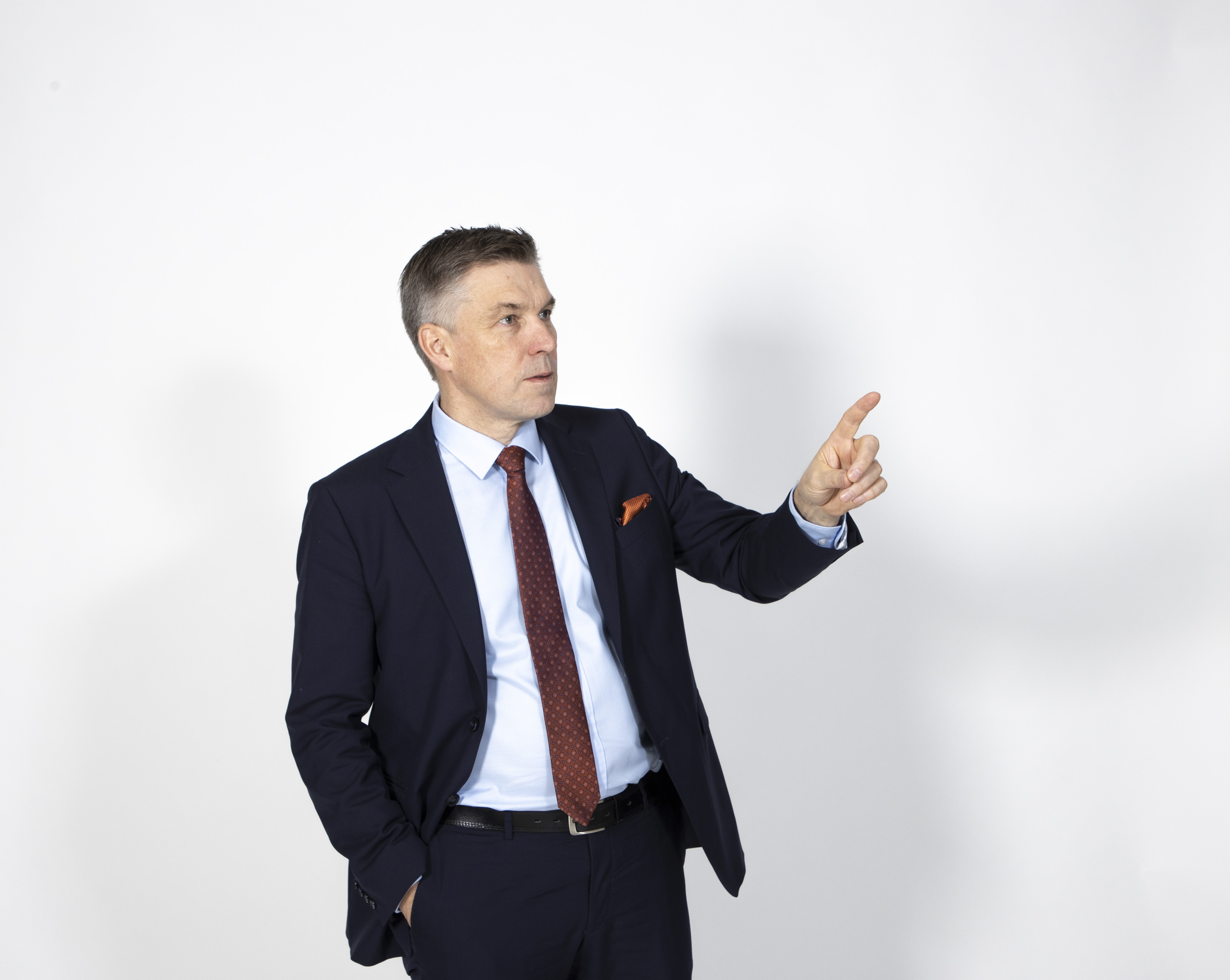 Juha Marttila epäilee, että neljännes metsänhoitoyhdistyksistä ei ole toiminut sääntöjen mukaan jäsenmaksuasiassa.