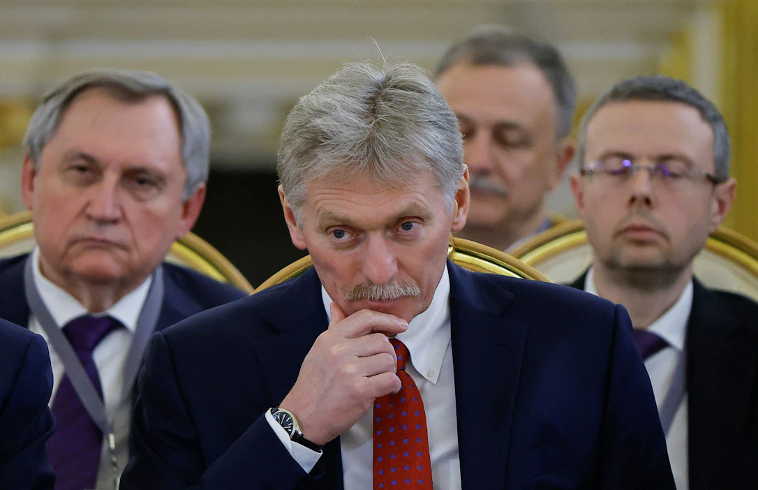Kremlin tiedottajan Dmitri Peskovin mukaan Yhdysvallat lisää jännitteitä, jos se sallii Ukrainan käyttää pitkän kantaman ohjuksia iskuihin Venäjälle. LEHTIKUVA/AFP.