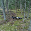 Maaliskuun lopulla Suomeen harhautui drooneja. Kuvassa miehittämätön ilma-alus, joka löytyi metsästä Kouvolan pohjoisosista.