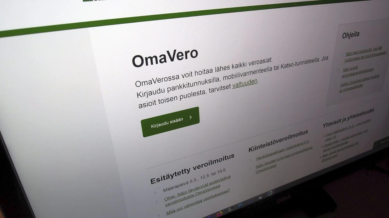 Verohallinto kehottaa hoitamaan veroasiat kuntoon joko ennen katkoa tai sen jälkeen. LEHTIKUVA / RITVA SILTALAHTI