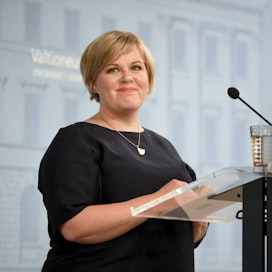 Annika Saarikko aloitti torstaina tiede- ja kulttuuriministerinä.