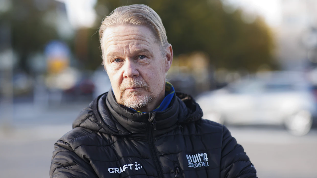 Äänekosken Huiman valmentaja Tommi Koskinen valitsee ulkomaalaispelaajat joukkueeseen.
