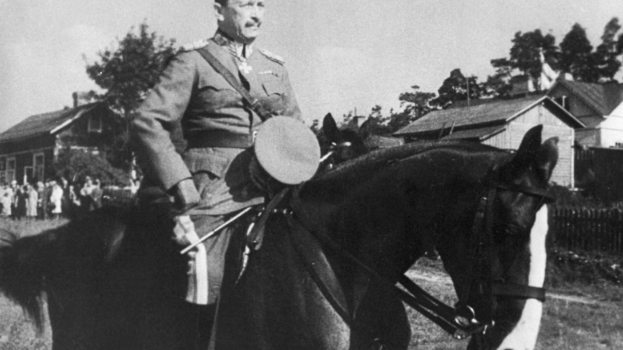 Mannerheimin viimeinen hevonen oli Käthy. Se salakuljetettiin isäntänsä hautajaisiin, koska tiineenä olleen hevosen ei katsottu olevan sopiva ilmestys valtiomiehen hautajaisissa.