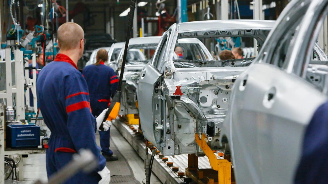 Mersun A-mallia valmistava Valmet Automotive sai syksyllä uuden tilauksen, se alkaa valmistaa Mercedes-Benzin GLC -katumaasturia.