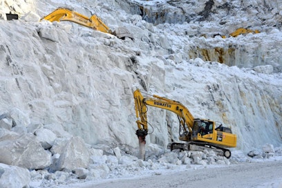 Nordkalkin kalkkikivilouhos Lappeenrannassa.