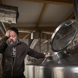 Olutmestari Tuomas Pere paiskii töitä Pyynikin käsityöläispanimolla viikonloppuinakin, jotta vahvojen oluiden kysyntään voidaan vastata. Panimo sai valmistusluvat 2013. Seuraavana vuonna olutta valmistettiin noin 50 000 litraa, ja määrä on kasvanut joka vuosi.