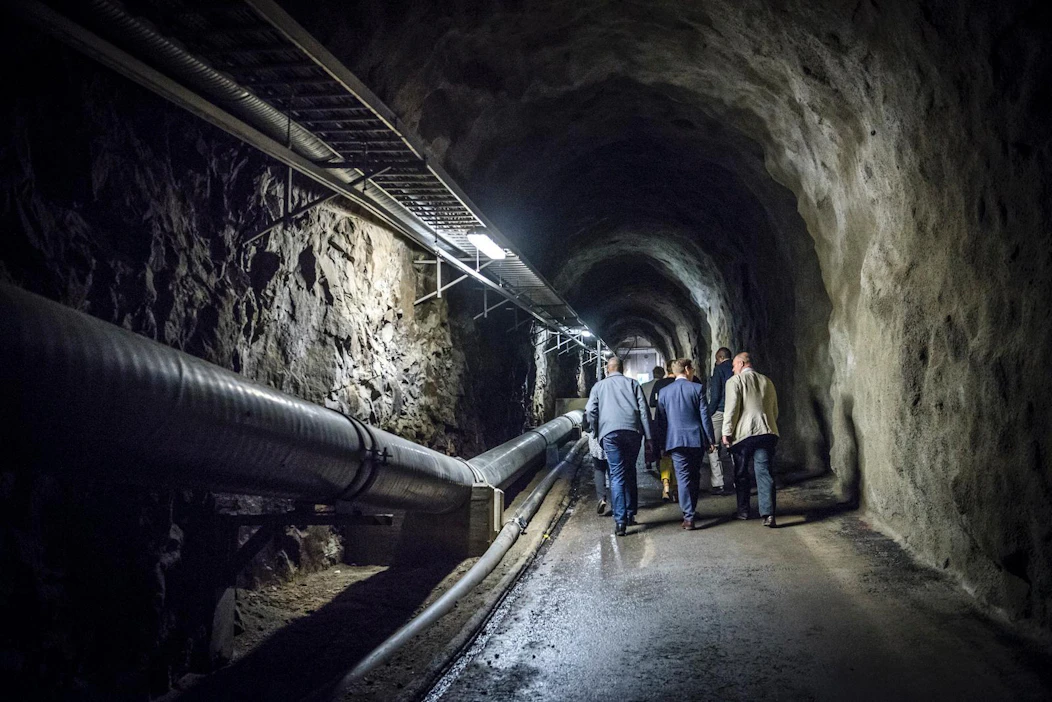 Vesihuollon hankkeet ovat suomalaisten mielestä hyvää kehitysyhteistyötä. Kenialaiset vesiammattillaiset vierailivat Suomessa viime kesänä muun muassa Päijännetunnelin vedenottamolla.