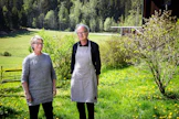 Kaisa Rantama ja Matti Seppälä ihastuivat luonnonkauniiseen paikkaan jo 30 vuotta sitten. Helsingin keskustaan on puolen tunnin matka, ja perille johtaa hiekkatie.