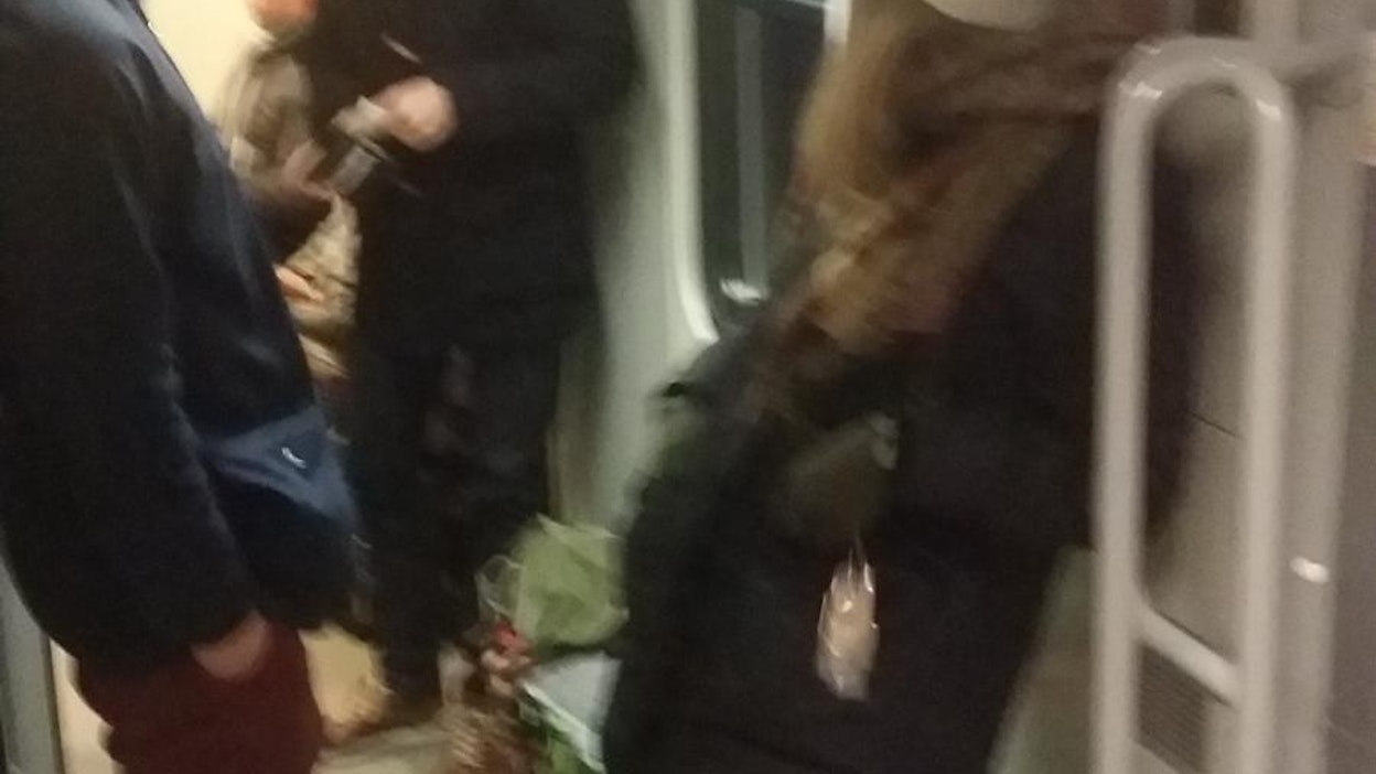 Osa matkustajista joutui sunnuntaina seisomaan kiskobussissa matkalla Seinäjoelta Jyväskylään.