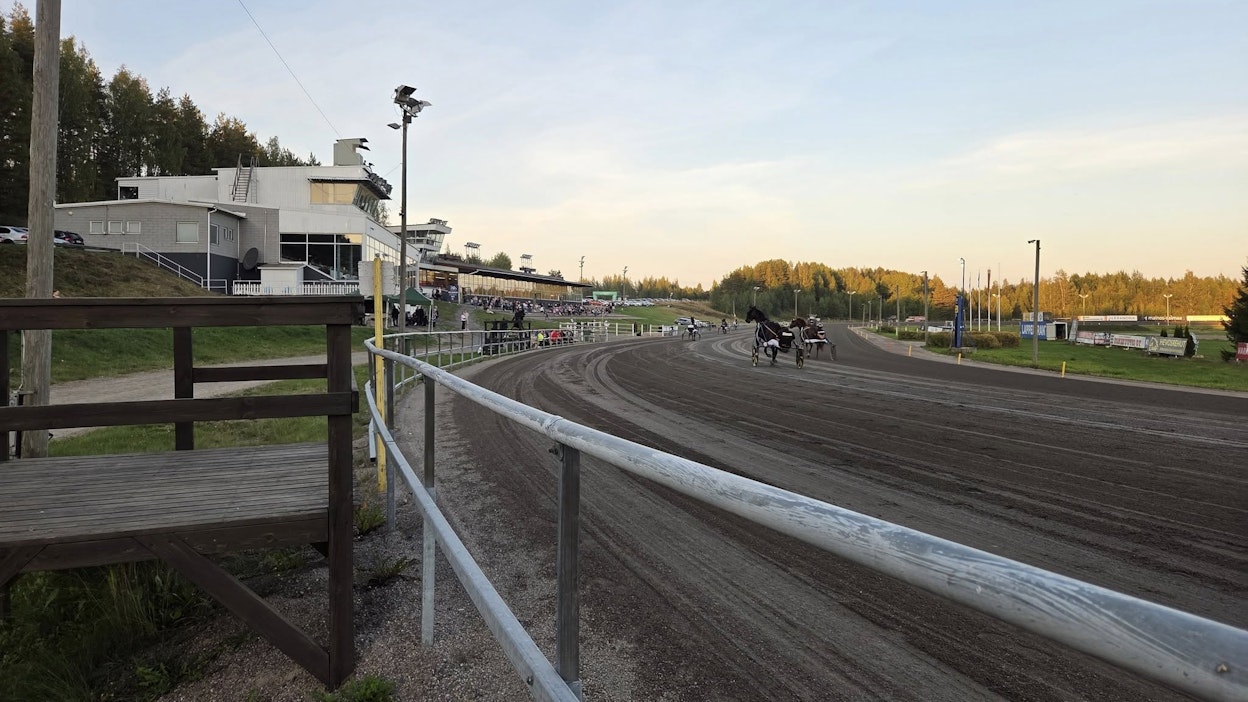 Lappeenrannan raviradalla on riittänyt viime päivinä ristivetoa.