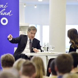Presidentti Sauli Niinistö on edelleen suosituin ehdokas presidentinvaaleissa.