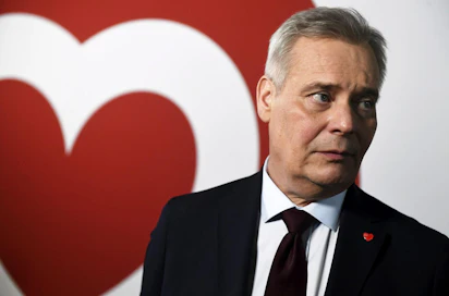 Eduskunnan puhemieheksi valittaneen SDP:n puheenjohtaja Antti Rinne. Jos hänestä tulee pääministeri, tilalle valitaan uusi puhemies.
