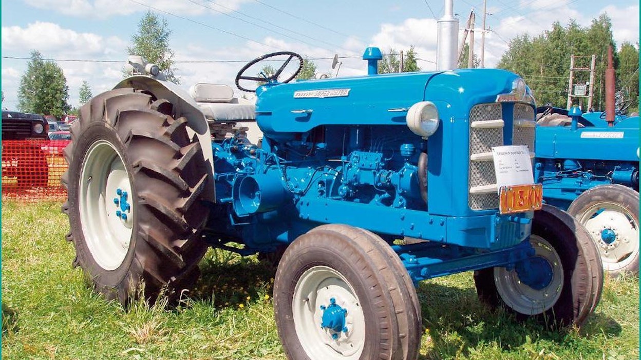 Fordson  Super Major -traktoria valmistettiin vuosina 1960–64, Ford Motor Company Ltd., Dagenham, Englanti