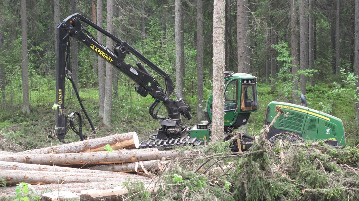 Koneyrittäjät haluavat käypää hintaa tuottamattomista töistä.