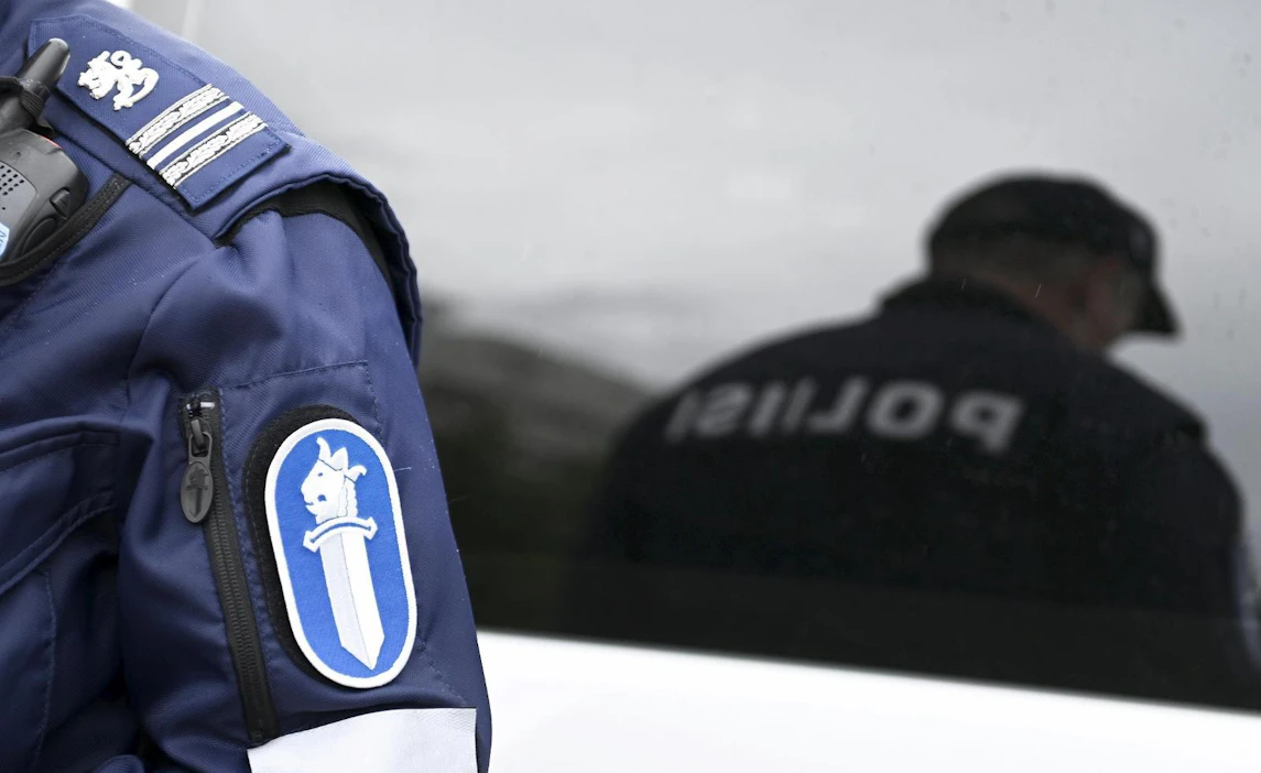 Autoa etsittiin usean poliisipartion voimin. Kuvituskuva.