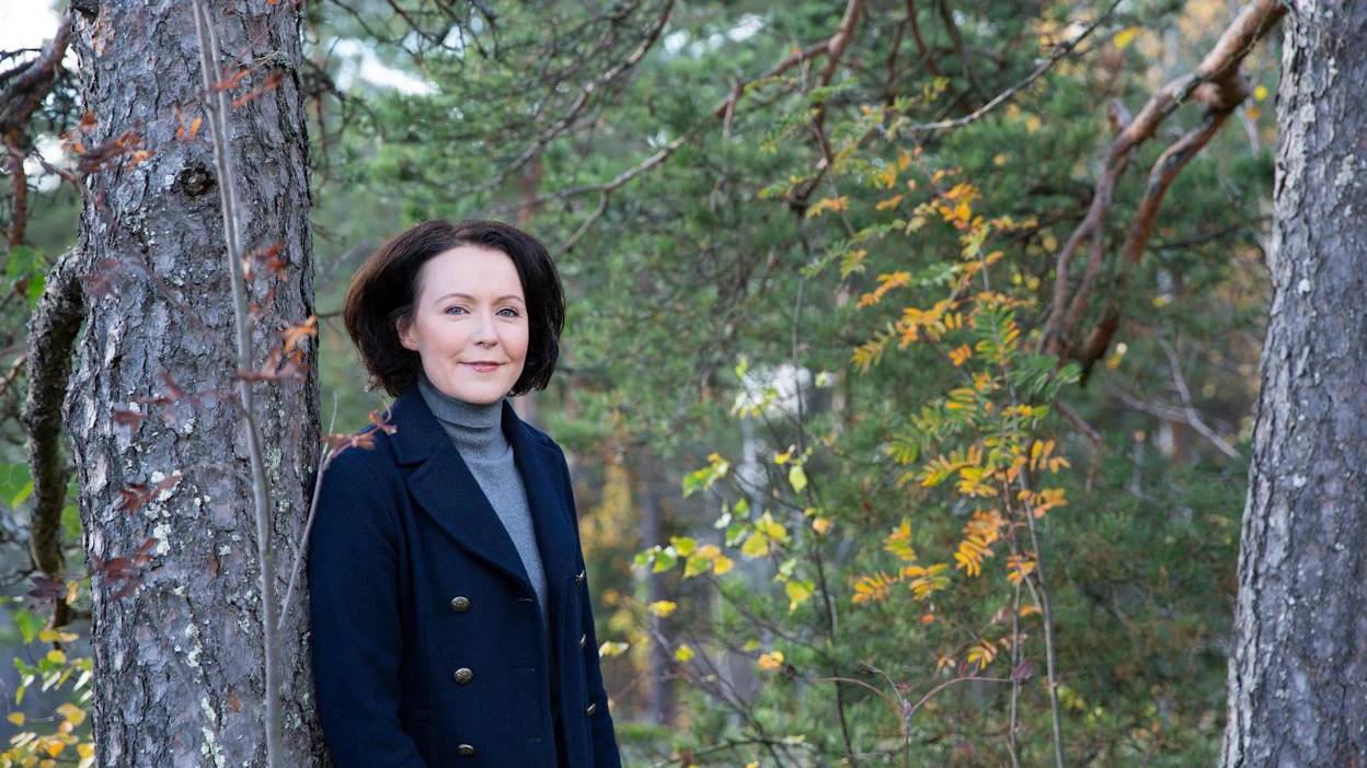 Jenni Haukio toivoo keskustelua ilman vastakkainasettelua eläinten ja laillista elinkeinoa harjoittavien tuottajien välillä.