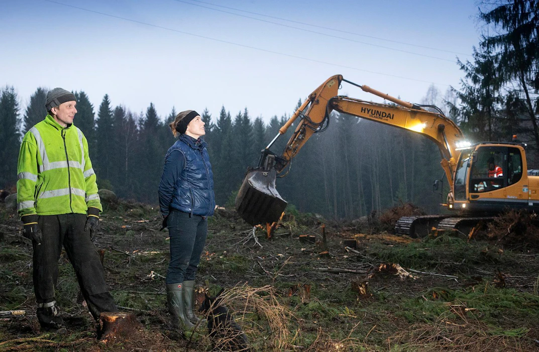 Jani ja Veera Kauniston navetan ympäristöluvasta tehty valitus viivästytti rakentamisen aloitusta kahdella vuodella.