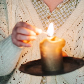 Monta kynttilää pienessä tilassa vastaa passiivista tupakointia.