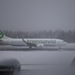 Kajaanissa odotetaan brittituristeja ja lunta. Kuvassa Transavian lentokone on palaamassa Rovaniemeltä Pariisiin viime talvena.