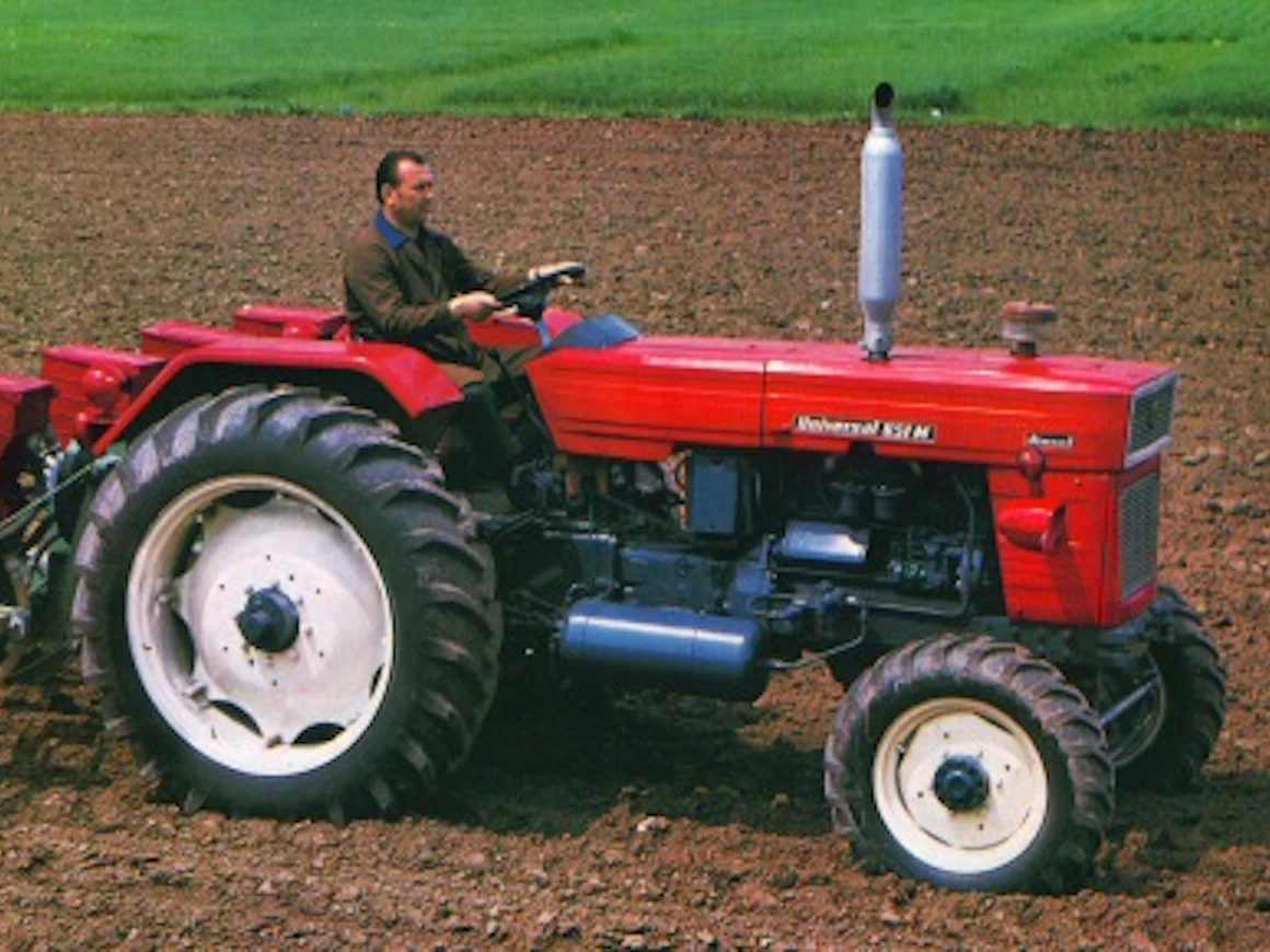 78Universal651M