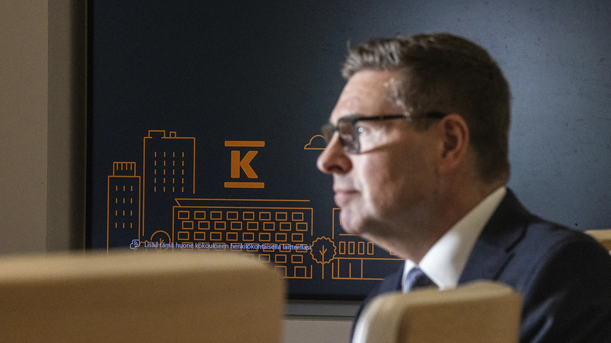 Keskon pääjohtaja Jorma Raumalan mukaan rautakaupassa yritysasiakasmyynti oli kuluttajamyyntiä vahvempaa. Kuvituskuva.