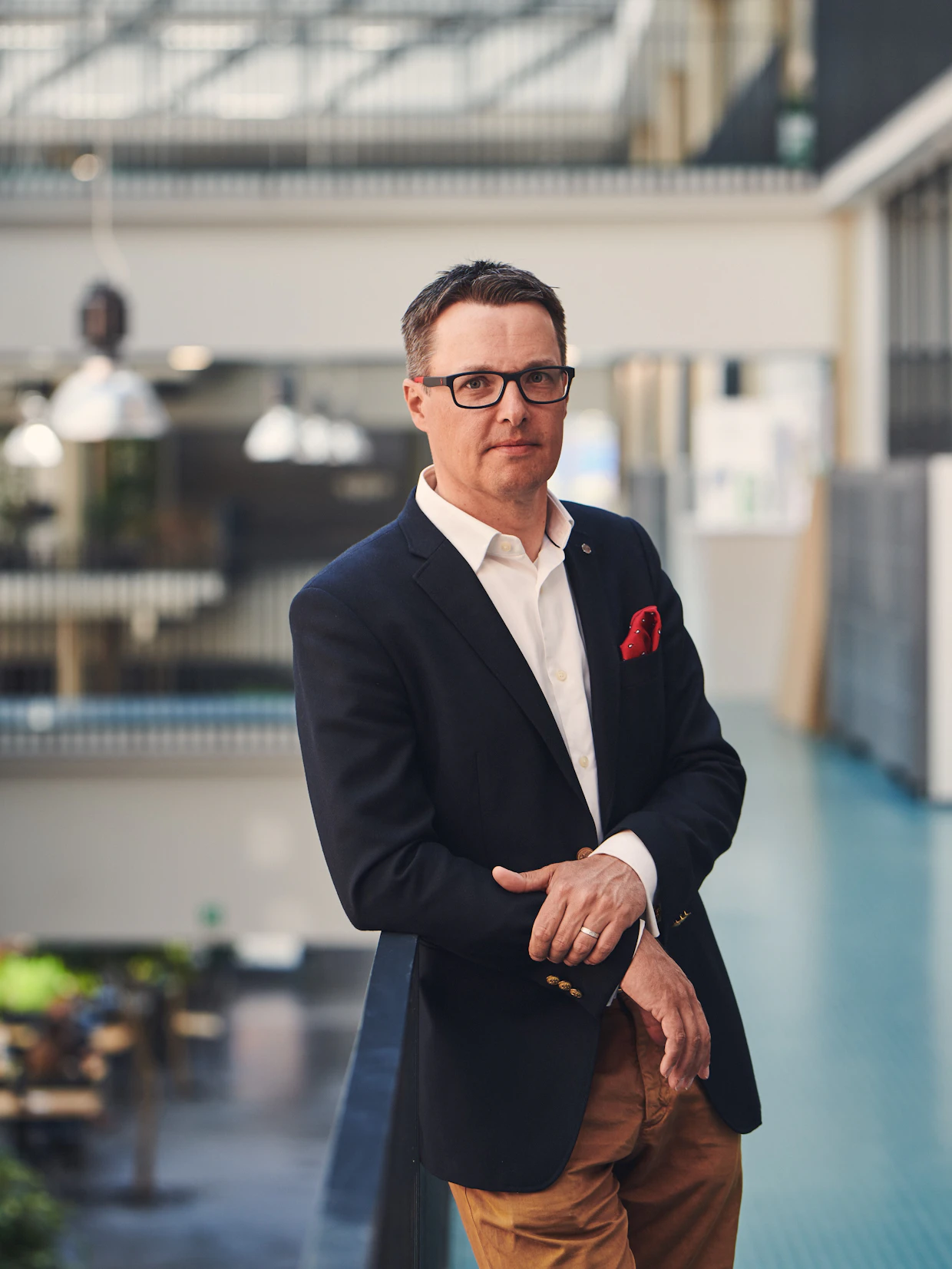 Aalto-yliopiston tietoverkkotekniikan professori Jukka Manner korostaa, ettei datakeskusten tulevaisuus ole niin ruusuinen kuin moni saattaa kuvitella.