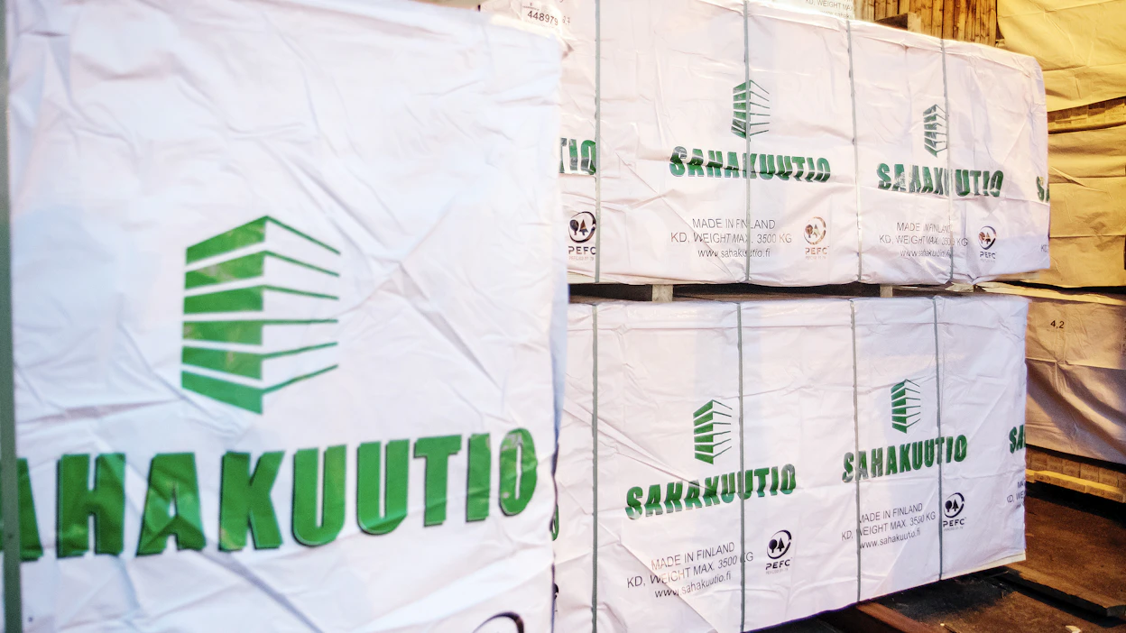 Lakko koskee Sahakuutio Oy:tä ja kahta muuta mekaanisen metsäteollisuuden yritystä.