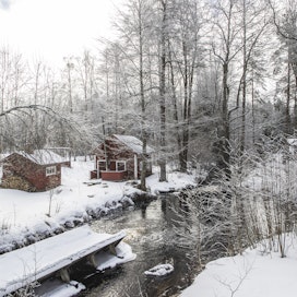 Hattulan Myllykylä on yksi noin 20 kylästä, joita suunnitteilla oleva metsärata halkoisi.