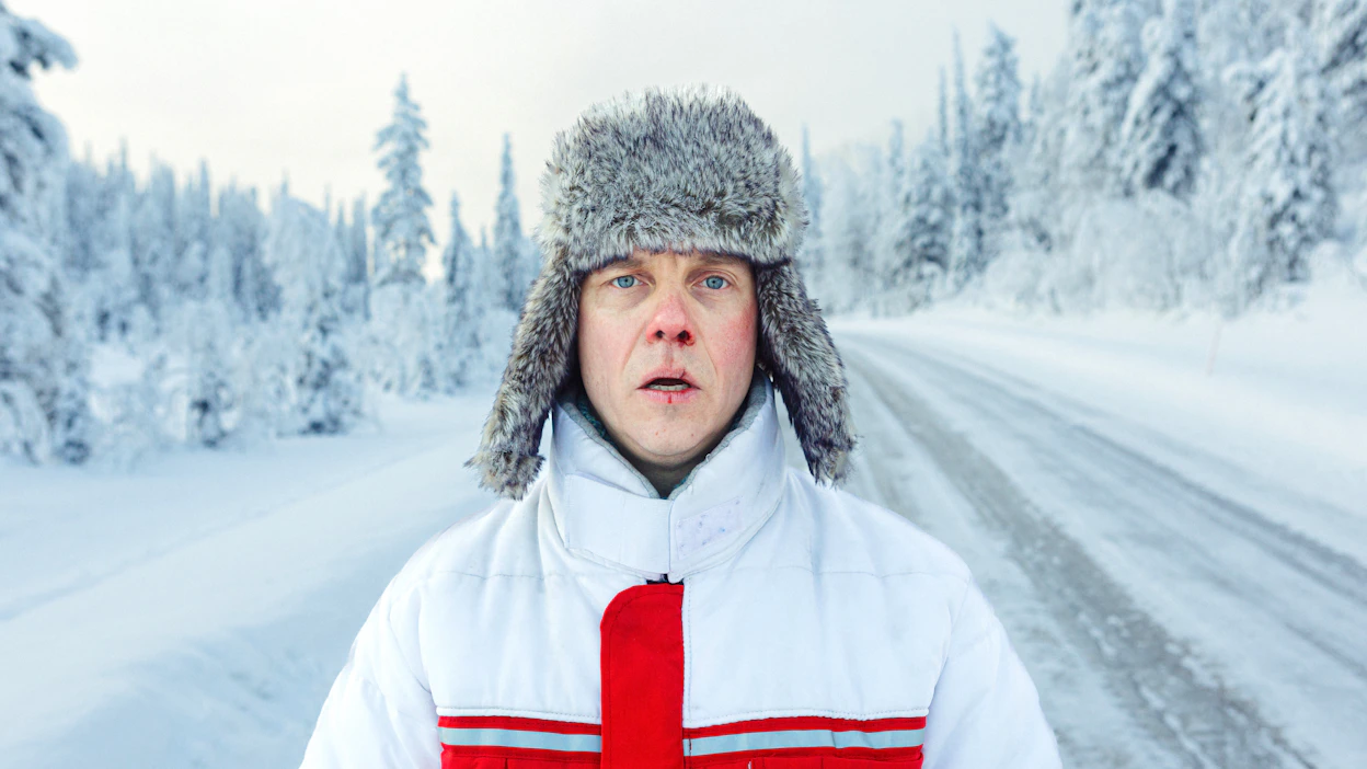 Pepe menettää elämässään kaiken, mutta säilyttää uskonsa hyvään. Pääroolissa Jarkko Lahti.