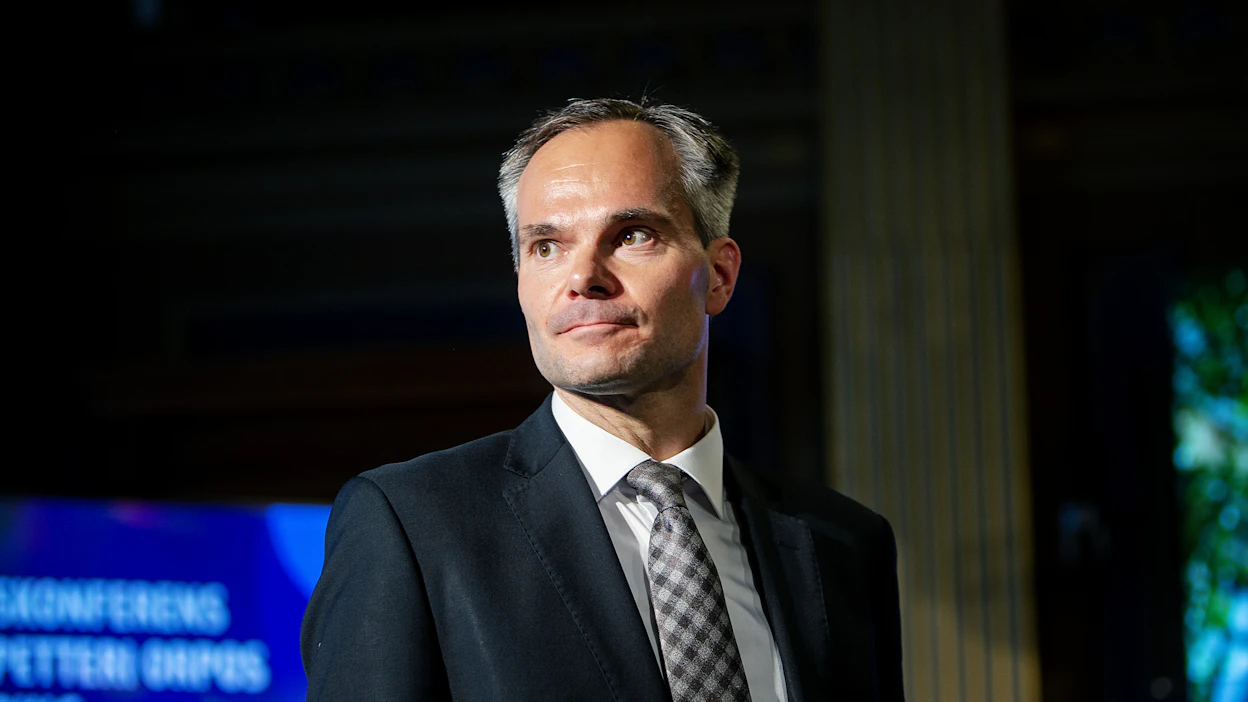 Ympäristö- ja ilmastoministeri Kai Mykkänen sanoo, että turpeella ei ole korkean hintansa takia edellytyksiä energiamarkkinoilla 2030-luvulla. Luopuville turveyrittäjille hän toivoo tukea.