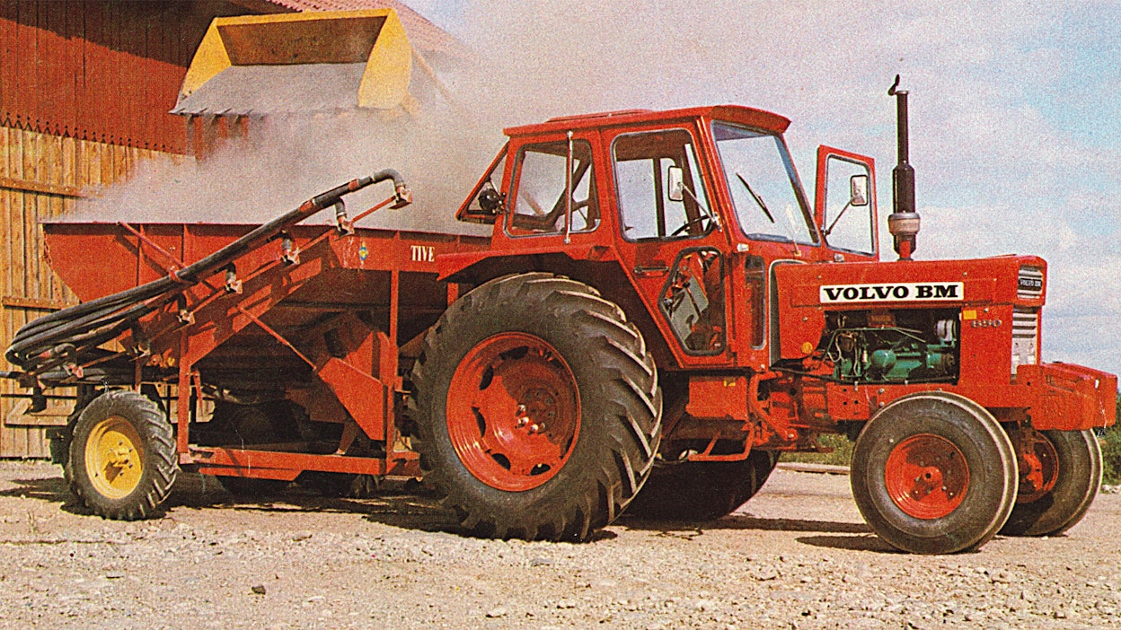 Vuonna 1970 markkinoille tullut BM-Volvo T650 oli ensimmäinen hiljaisella ja lämpimällä tehdasasennetulla ohjaamolla varustettu traktori. Tuon ajan keskikokoisia traktoreita huomattavasti suurempana ja teholuokkansa (80 hv) ylivoimaisesti kalleimpana sen menekki jäi vähäiseksi, isompien tilojen ohella asiakkaina olivat puutavara-ajurit.