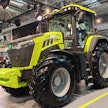 Kiinalaisen Zoomlionin hybriditraktori on esillä Hannoverissa järjestettävillä Agritechnica-messuilla.