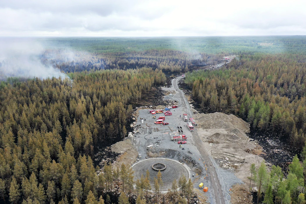 Ilmastonmuutoksen lisäämien helteiden myötä Suomen luonto muuttuu yhä otollisemmaksi hyönteistuhoille ja maastopaloille.