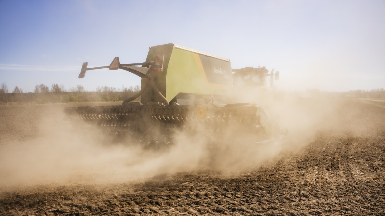 Puotainen sää on suosinut viljelijöitä.