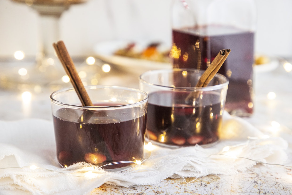 Monien mielestä paras glögi on perinteinen itse keitetty punaviiniglögi.