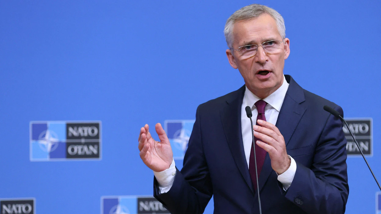 Naton pääsihteeri Jens Stoltenberg sanoo, ettei Venäjän tule hyökätä Zaporizhzhjan voimalaitokselta, sen ei pitäisi hyökätä voimalaitokseen ja sen tulisi vetää joukkonsa sieltä pois. LEHTIKUVA/AFP.