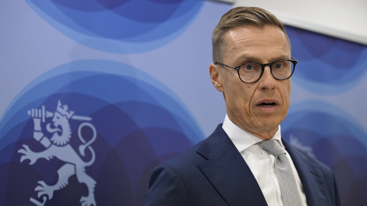 Presidentti Alexander Stubb tapasi suomalaismediaa Kiovassa. LEHTIKUVA / Emmi Korhonen.