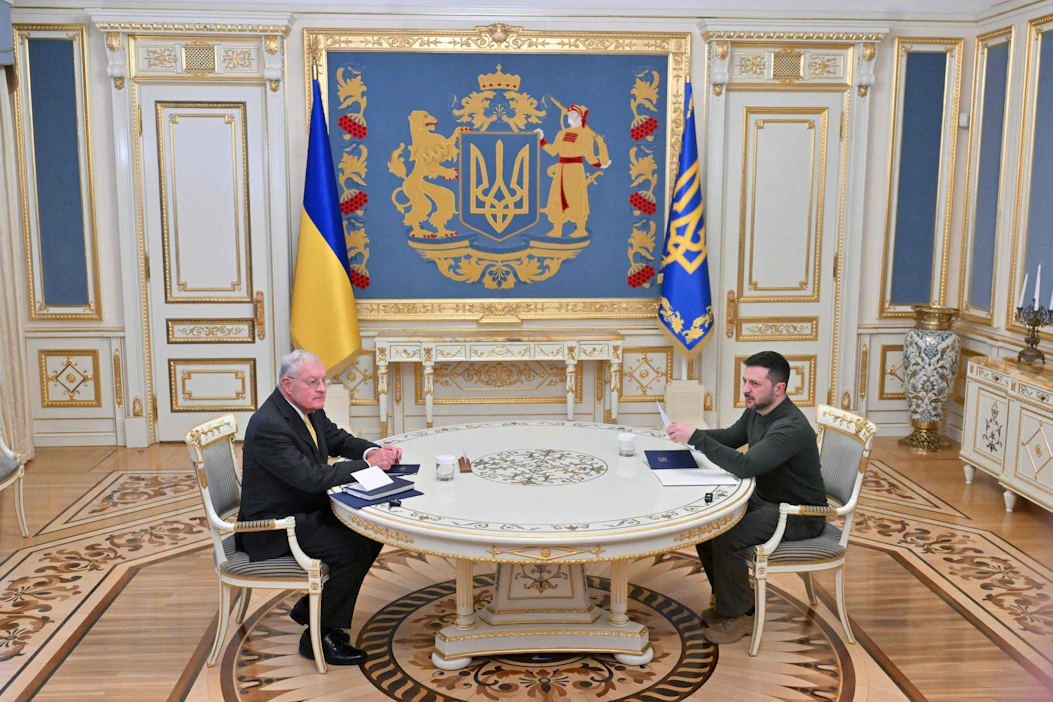 Erityislähettiläs Keith Kellogg tapasi torstaina Ukrainan presidentin Volodymyr Zelenskyin. LEHTIKUVA / AFP.