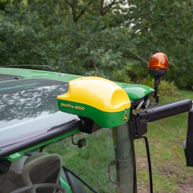 GPS-laitteita katoaa Ruotsissa traktoreista yhä enemmän.