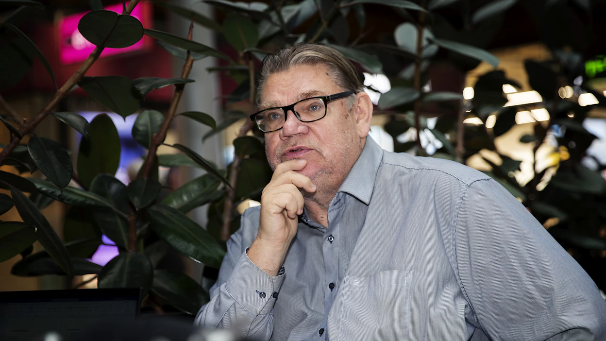 Timo Soini ennustaa blogitekstissään, että jos vihreät on mukana hallituksessa, silloin enemmistö velkahallituspuolueista on jälleen vallassa.