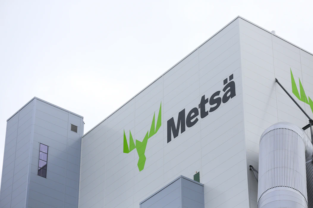 Sellun osuus Metsä Groupin tuotannossa kasvaa entisestään, kun biotuotetehdas käynnistyy Kemissä alkusyksystä. Arkistokuvassa on Äänekosken biotuotetehdas.