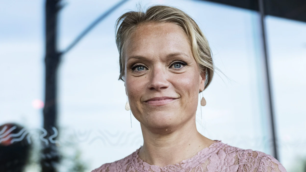 Koulutuspsykoterapeutti ja kirjailija Maaret Kalliosta on tullut monelle suomalaiselle tuttu lempeä ääni, joka rauhoittaa kriisin hetkellä. LEHTIKUVA / Roni Rekomaa.
