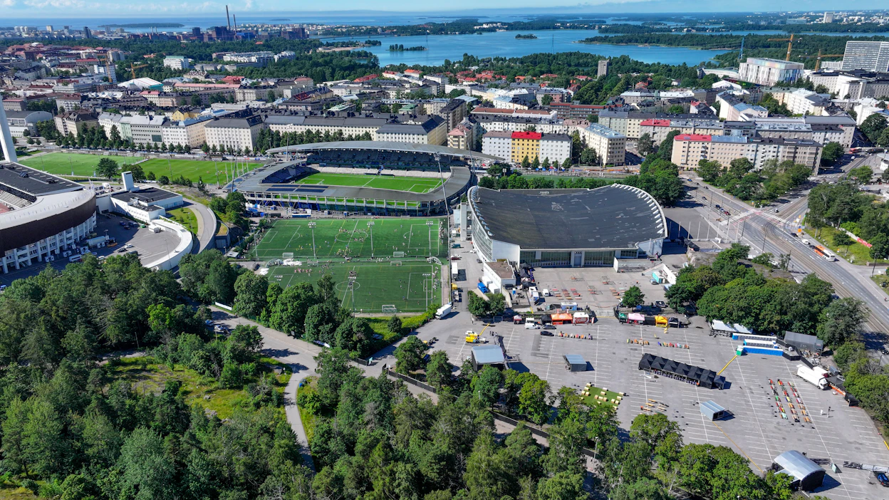 Garden Helsinki -areena on tarkoitus rakentaa Helsingin jäähallin (kuvassa oikealla) viereen. MARKKU ULANDER / LEHTIKUVA.