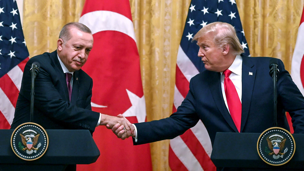 Turkin Recep Tayyip Erdoğanin (vas.) ja Donald Trumpin vaalivoitot olisivat hyviä uutisia sekä Venäjän presidentille Vladimir Putinille että Kiinan johtajalle Xi Jinpingille.