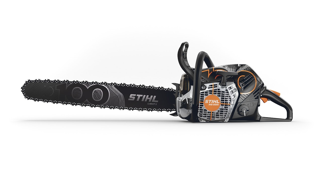 MS 500i -juhlasaha perustuu vakiomalliin.